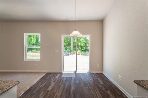 1121 Culver Spring Way, Charlotte, NC 28215 photo 11