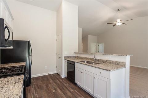 1121 Culver Spring Way, Charlotte, NC 28215 photo 10