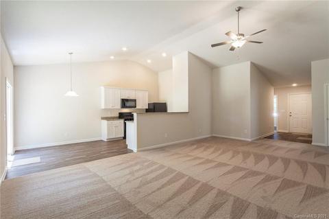 1121 Culver Spring Way, Charlotte, NC 28215 photo 6