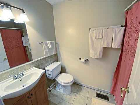 2827 Devonshire Rd, Newton, NC 28658 photo 18
