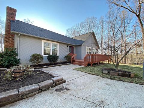 2827 Devonshire Rd, Newton, NC 28658 photo 2