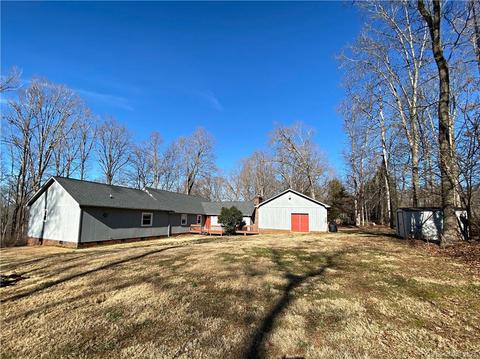 2827 Devonshire Rd, Newton, NC 28658 photo 27