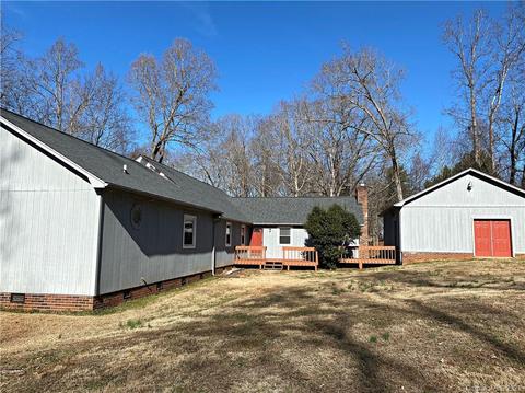 2827 Devonshire Rd, Newton, NC 28658 photo 29