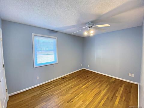 2827 Devonshire Rd, Newton, NC 28658 photo 19