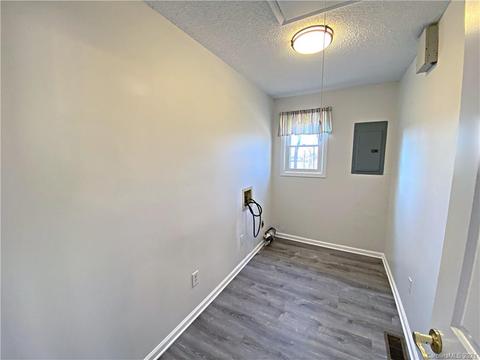2827 Devonshire Rd, Newton, NC 28658 photo 23