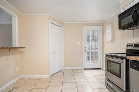 211 Willow St, Stanley, NC 28164 photo 9