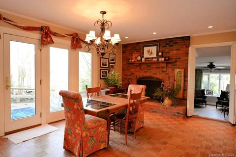 360 Rivercrest Dr, Sylva, NC 28779 photo 6