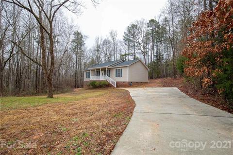 1202 Hermitage Rd, Lancaster, SC 29720 photo 1