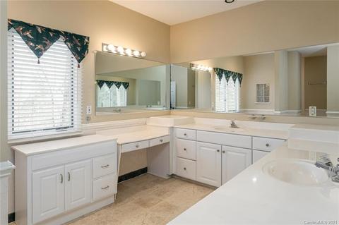 258 Red Maple Dr, Flat Rock, NC 28731 photo 20