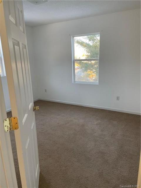44 Murray St, Marion, NC 28752 photo 10