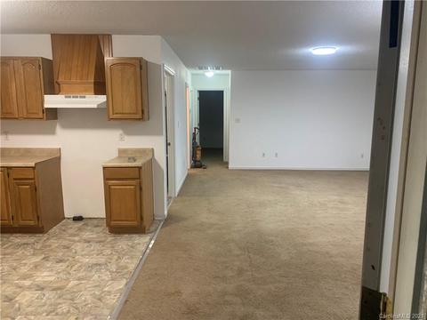 44 Murray St, Marion, NC 28752 photo 7