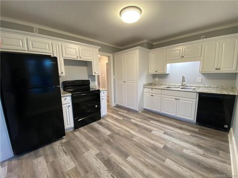 1102 Hampton Grace Ave, Lancaster, SC 29720 photo 4