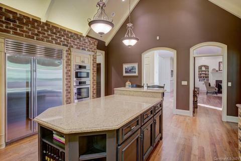 19 Coachman Ln, Tryon, NC 28782 photo 19