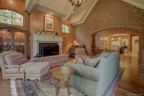 19 Coachman Ln, Tryon, NC 28782 photo 23