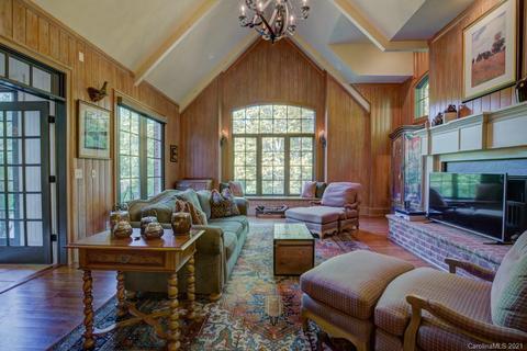 19 Coachman Ln, Tryon, NC 28782 photo 22