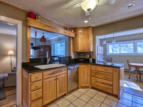 2 Roberts St, Canton, NC 28716 photo 11