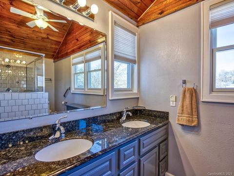 2 Roberts St, Canton, NC 28716 photo 20