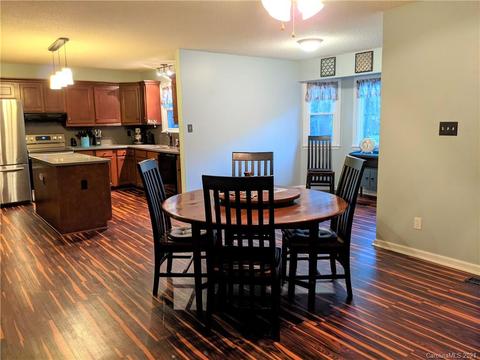 2991 Coventry Dr, Morganton, NC 28655 photo 9