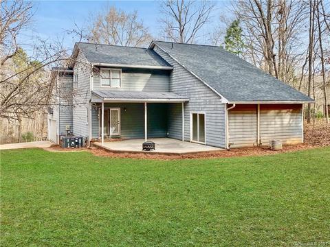 203 Rainbow Dr, Stanley, NC 28164 photo 2