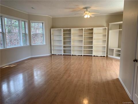 203 Rainbow Dr, Stanley, NC 28164 photo 3