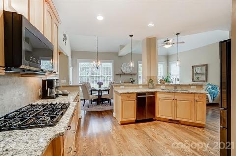 1109 Legacy Ln, Fort Mill, SC 29708 photo 11