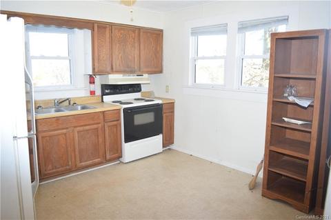 3205 Short Rd, Hickory, NC 28602 photo 12