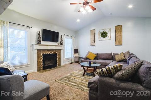21 Caleb Dr, Fletcher, NC 28732 photo 3