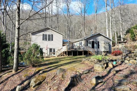 18 Plott Dr, Sylva, NC 28779 photo 1