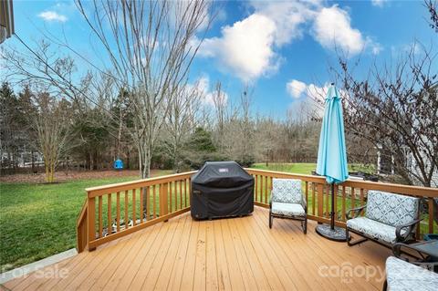 281 Lorraine Rd, Fort Mill, SC 29708 photo 3