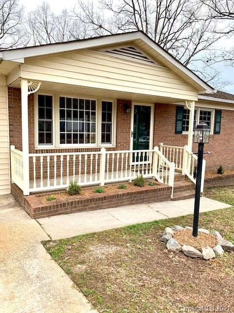 2068 Williams Dr, Lancaster, SC 29720 photo 3