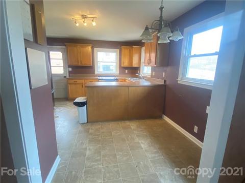 175 Forest St, Mars Hill, NC 28754 photo 4