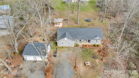 8126 Smith Rd, Stanfield, NC 28163 photo 4