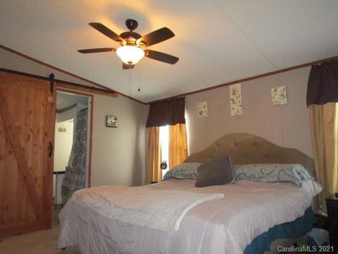 98 Lenas Memory Ln, Hiddenite, NC 28636 photo 14