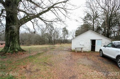 904 3rd St SE, Conover, NC 28613 photo 25
