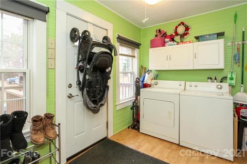 904 3rd St SE, Conover, NC 28613 photo 24