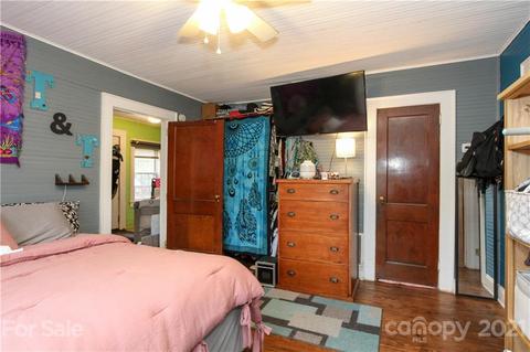 904 3rd St SE, Conover, NC 28613 photo 17