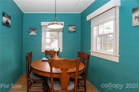 904 3rd St SE, Conover, NC 28613 photo 7