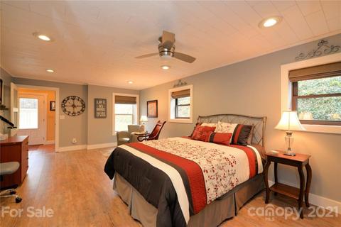 696 Lick Log Rd, Sylva, NC 28779 photo 15