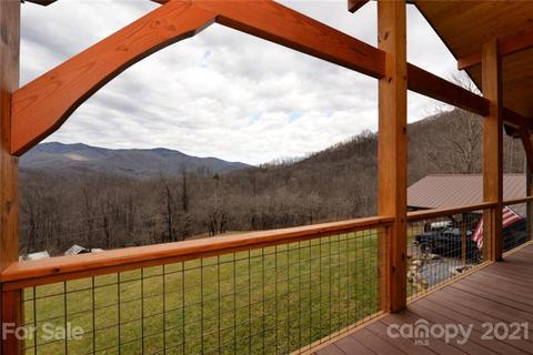 696 Lick Log Rd, Sylva, NC 28779 photo 10