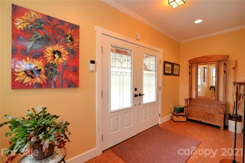 696 Lick Log Rd, Sylva, NC 28779 photo 19