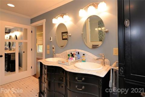696 Lick Log Rd, Sylva, NC 28779 photo 23