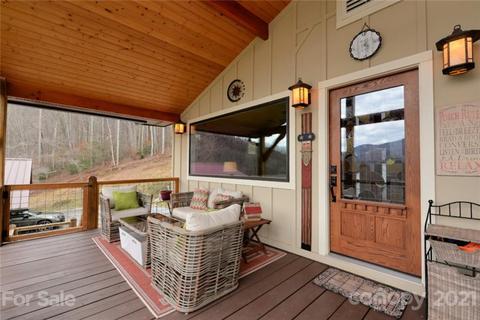 696 Lick Log Rd, Sylva, NC 28779 photo 6