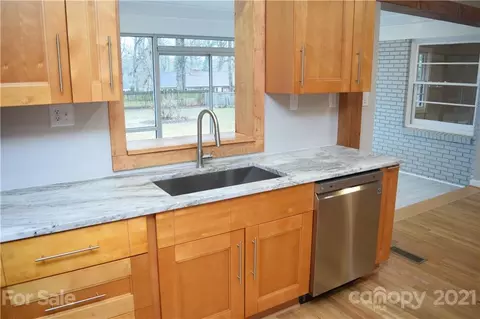 604 2nd Avenue Ne Pl NE, Conover, NC 28613 photo 10