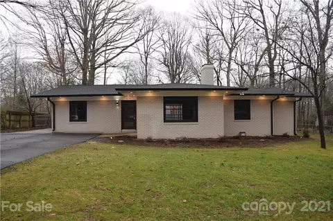 604 2nd Avenue Ne Pl NE, Conover, NC 28613 photo 2