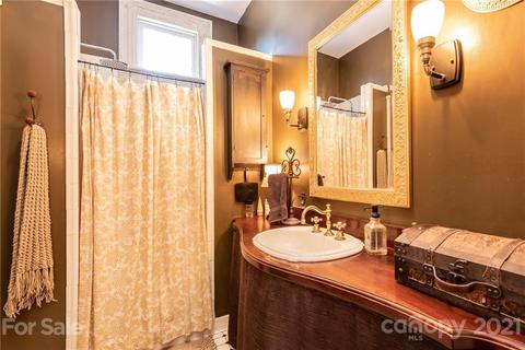 206 3rd Ave NE, Hickory, NC 28601 photo 34