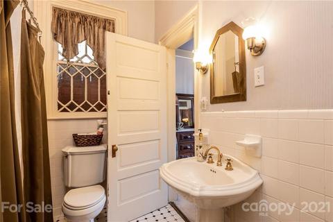 206 3rd Ave NE, Hickory, NC 28601 photo 23
