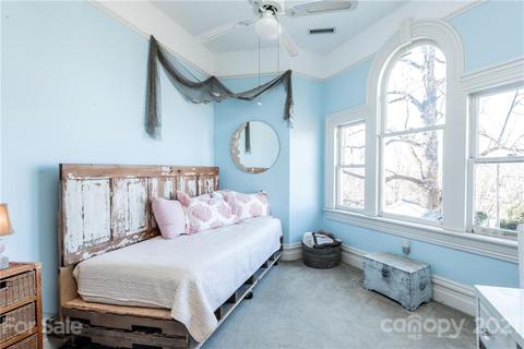 206 3rd Ave NE, Hickory, NC 28601 photo 28