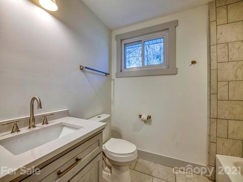 2524 Old Clyde Rd, Clyde, NC 28721 photo 28