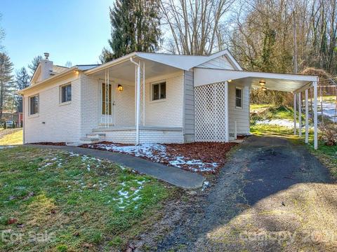 2524 Old Clyde Rd, Clyde, NC 28721 photo 3