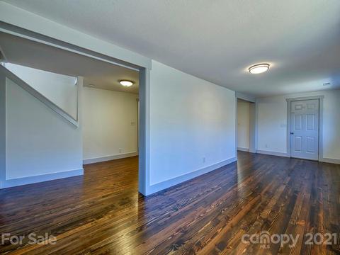 2524 Old Clyde Rd, Clyde, NC 28721 photo 12